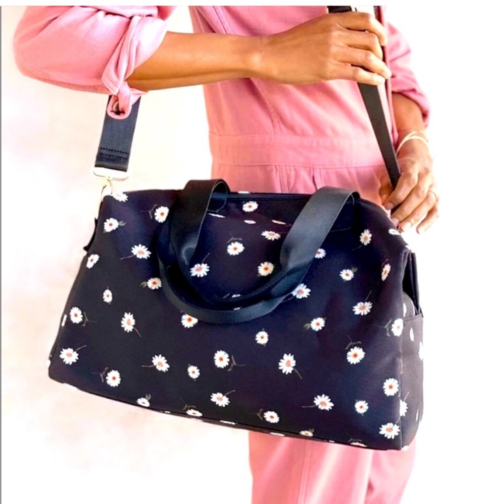 Alice & Olivia Daisy Print Duffle Bag NWT